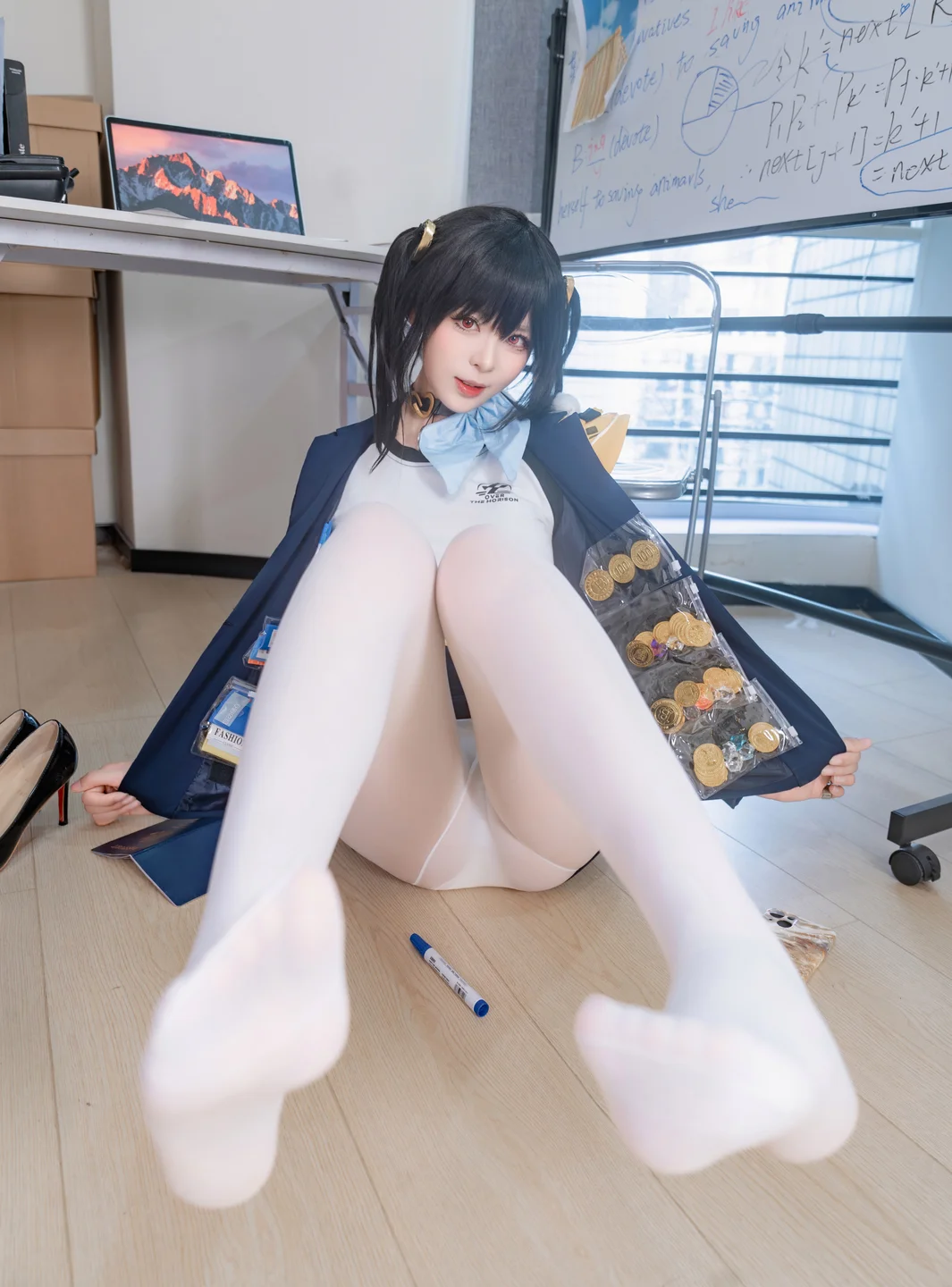 轩萧学姐 - No.083 索拉 [50P-158MB] tg@simisebaisi 【丝足阁】033.webp
